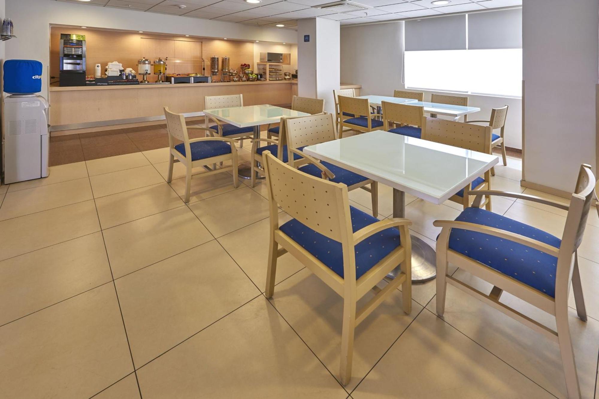 City Express By Marriott Puebla Finsa Екстер'єр фото