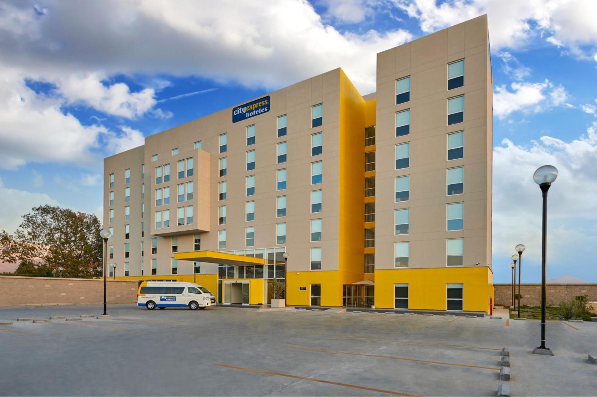 City Express By Marriott Puebla Finsa Екстер'єр фото
