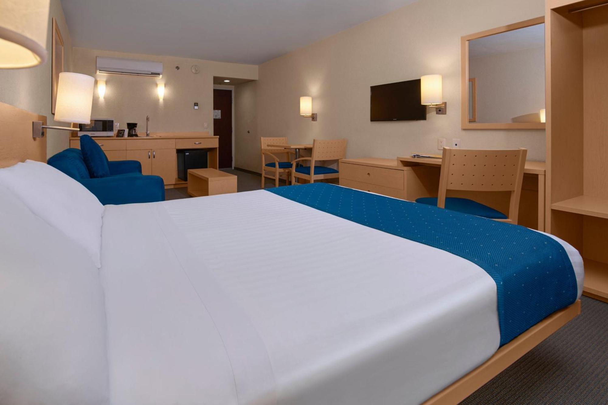 City Express By Marriott Puebla Finsa Екстер'єр фото